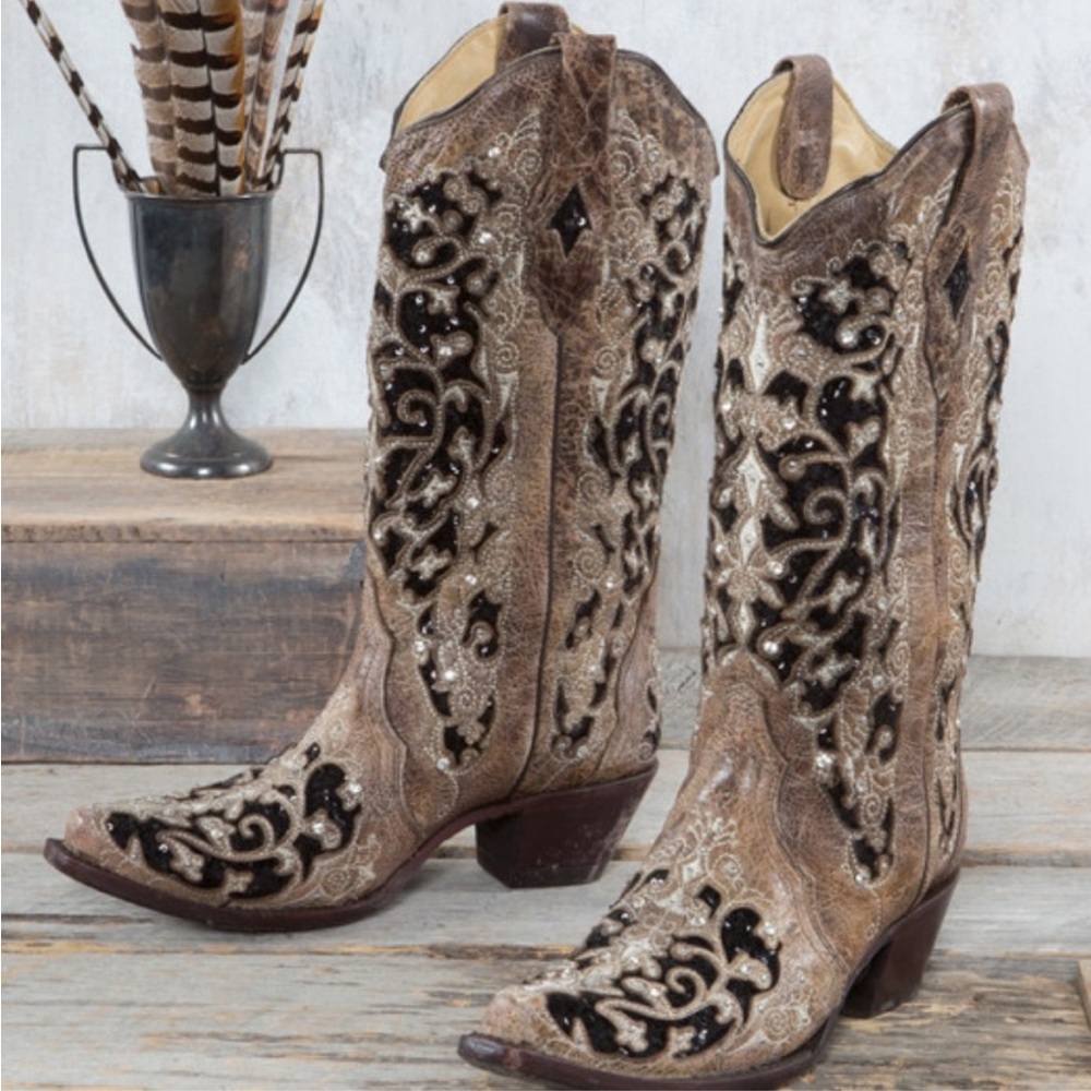 Embroidered Western Cowboy Boots